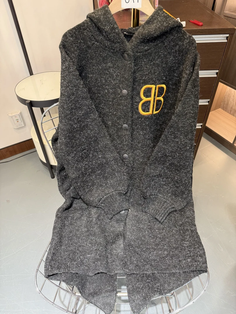 【乔恩清仓】 秋冬款加厚连帽针织衫-A0448