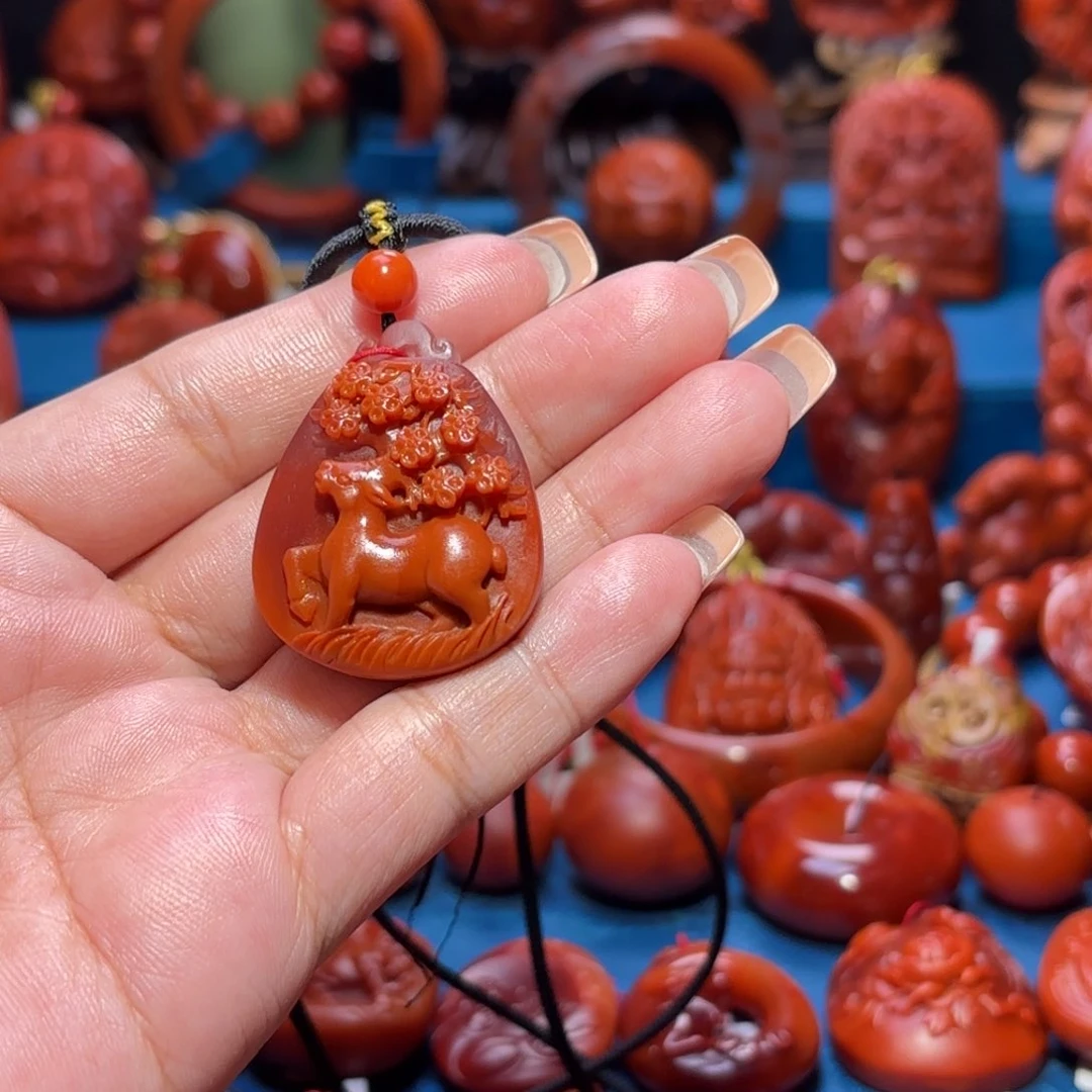 未镶嵌雕刻南红玛瑙