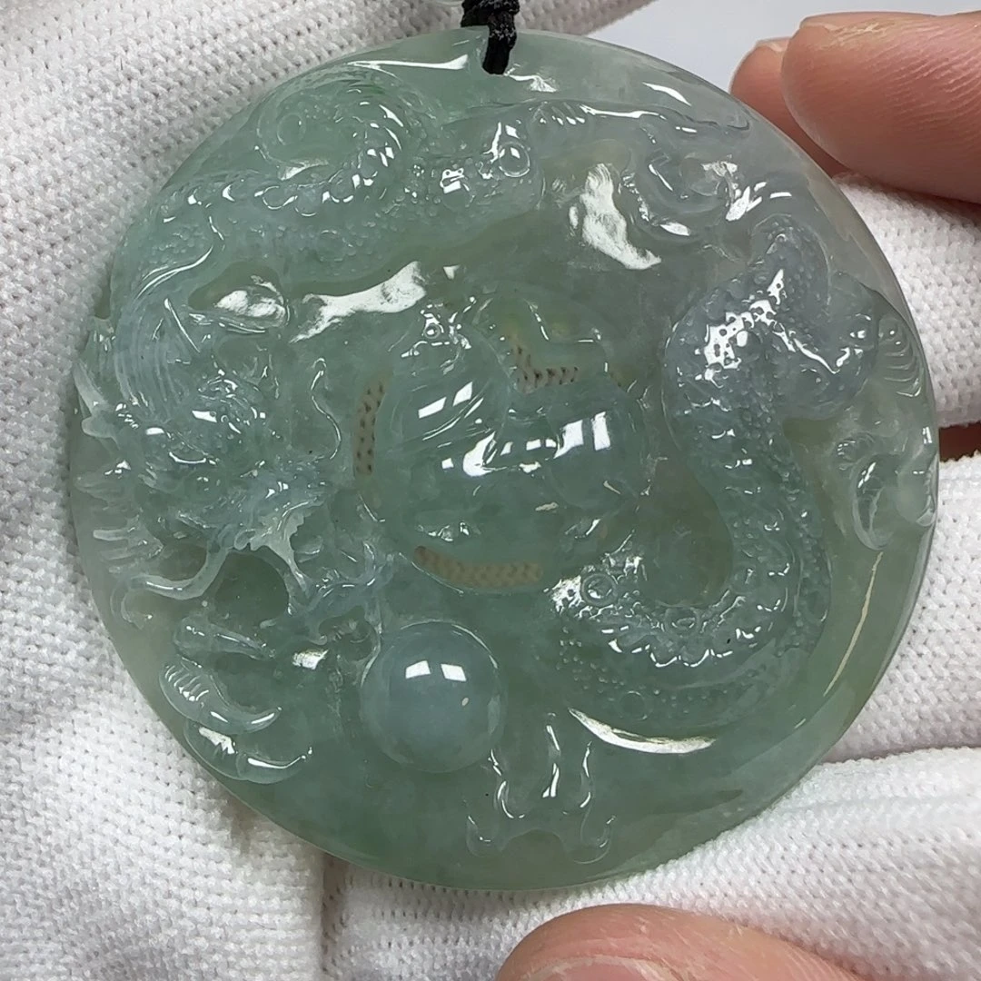 翡翠未镶嵌颈饰缅甸A货翡翠