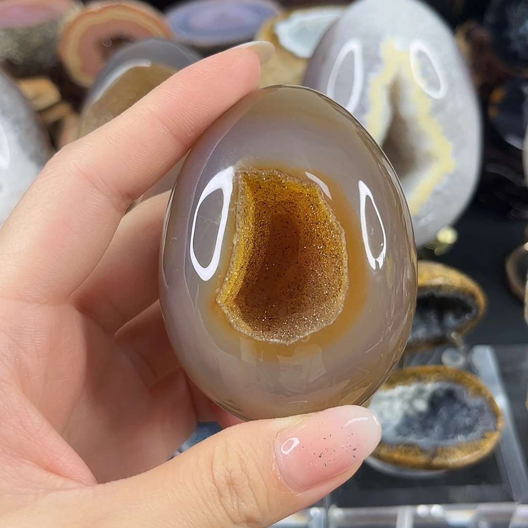 未镶嵌水晶大型摆件（非配饰）