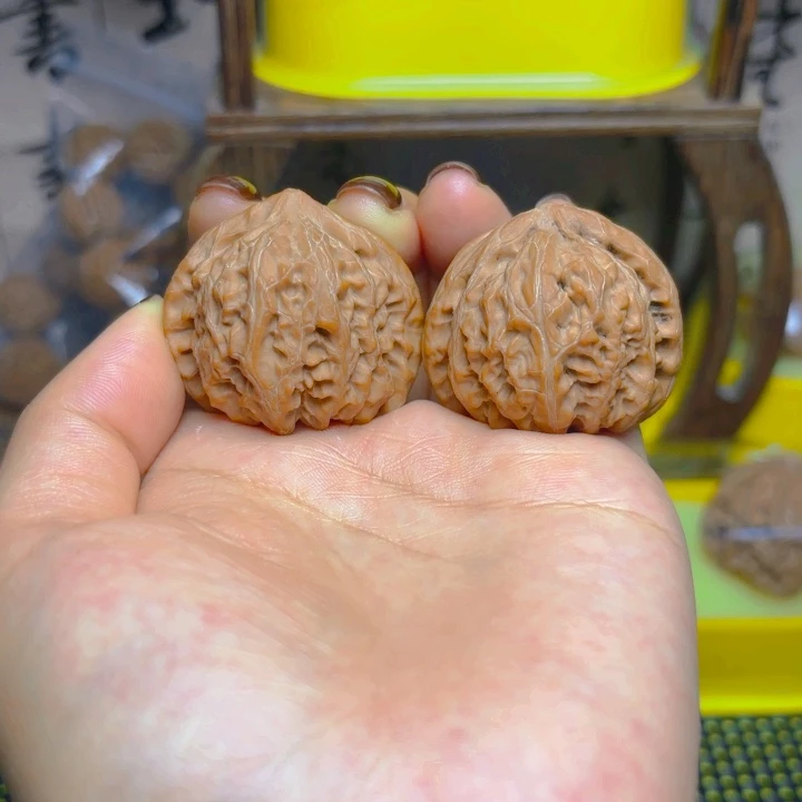 文玩核桃吊坠宫灯