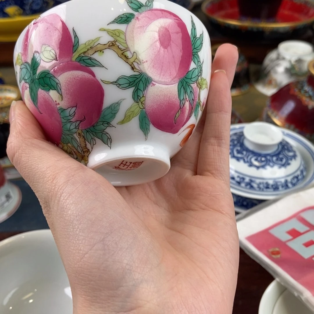陶瓷艺术家的作品是一种