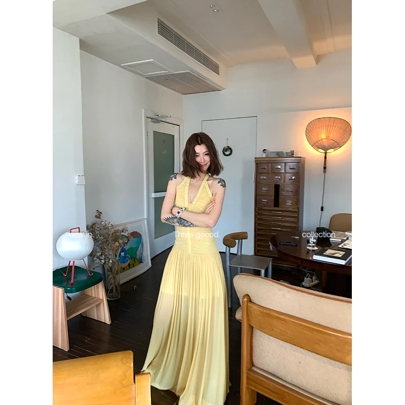 THREE GOOOD/三吉多巴胺褶皱设计弹力雪纺显瘦连衣裙Y725Q06171