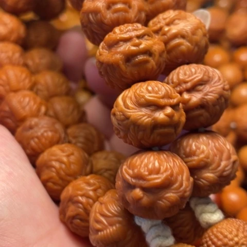 手串猴头核桃草**哥舞台