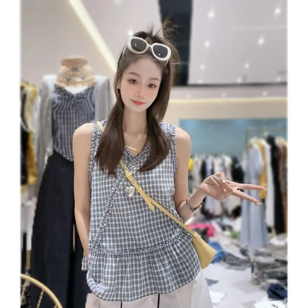 【三懿服饰】夏季新款格纹设计款减龄宽松无袖上衣-25173