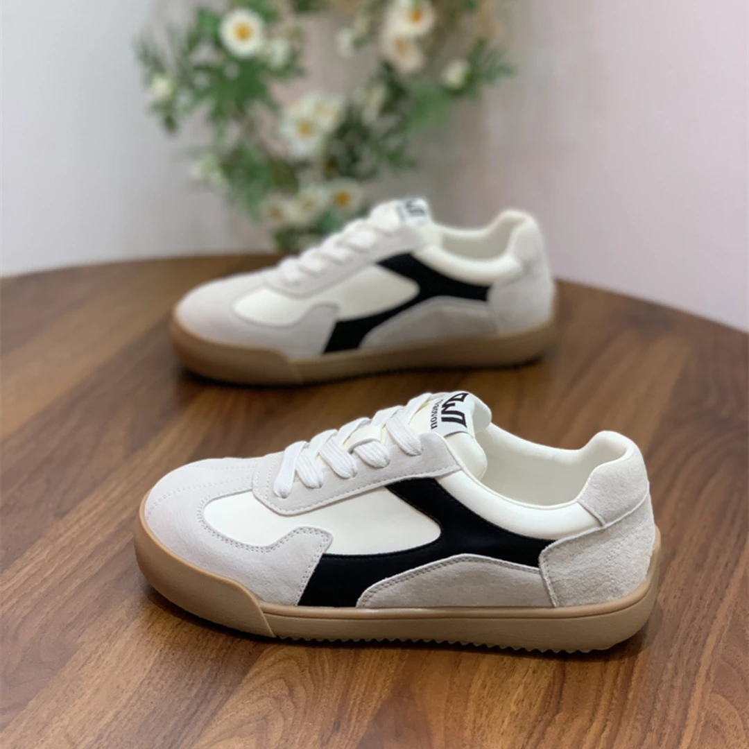 拼色时尚百搭平底板鞋女2025春季新款韩版超火显瘦轻便休闲德训鞋