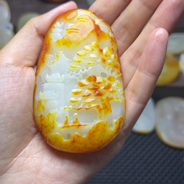和田玉未镶嵌颈饰