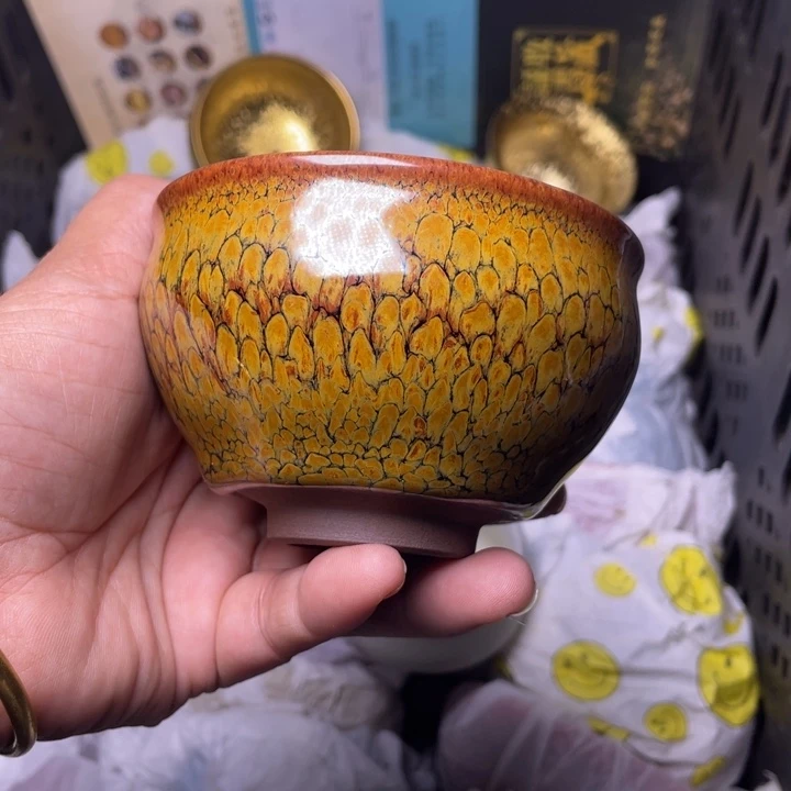 茶盏我在开会一个多