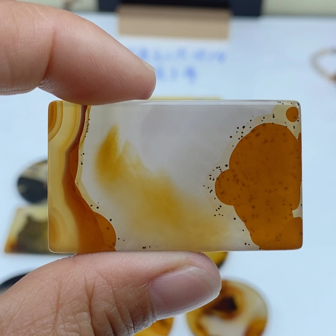玛瑙/玉髓未镶嵌珠宝半成品