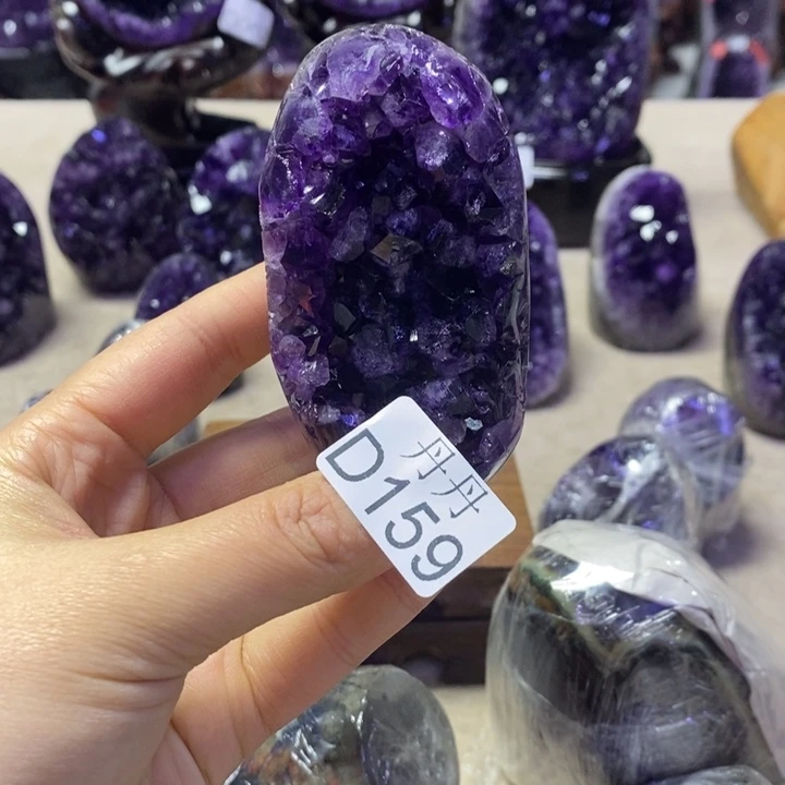 未镶嵌水晶大型摆件（非配饰）