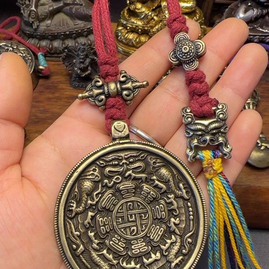 大***君泥塑藏传牌子……藏传牌子