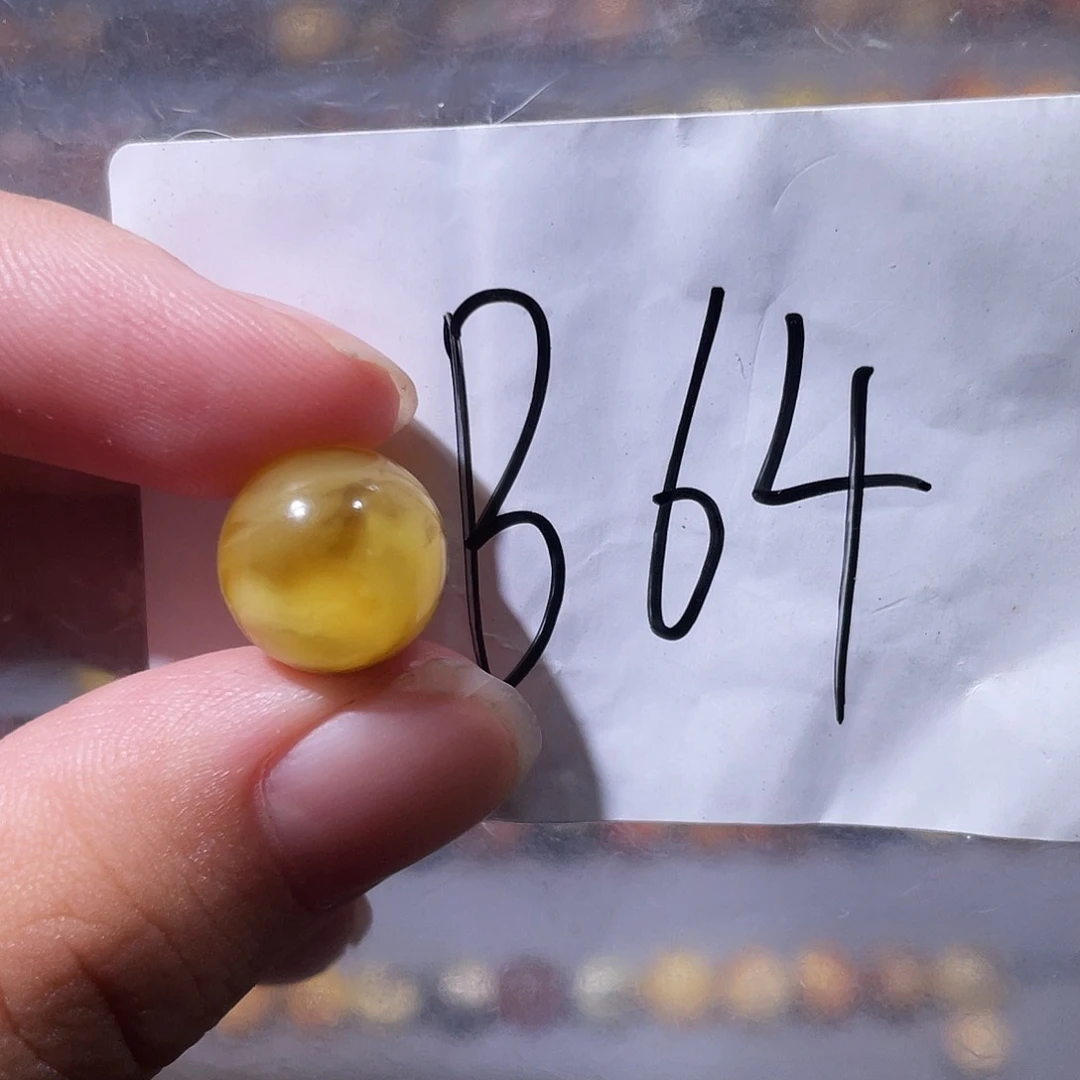 未镶嵌琥珀裸石12.3福利