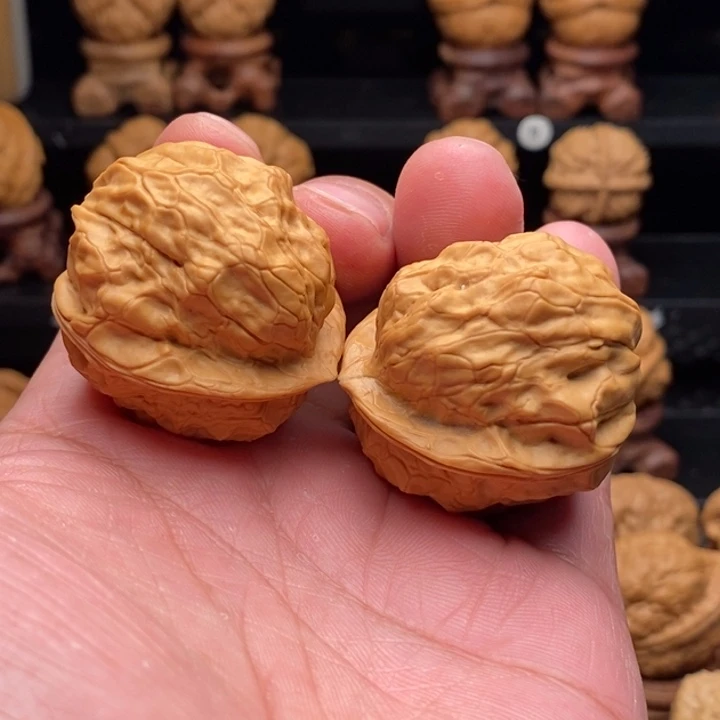 文玩核桃把件9金甲荷叶蟾40尺