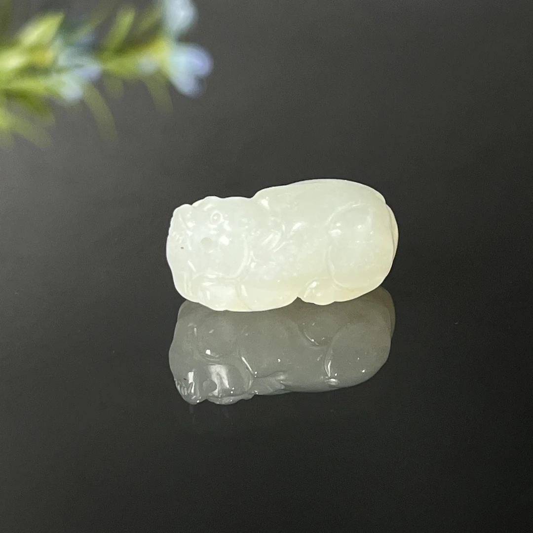 1221GC6658和田玉挂件