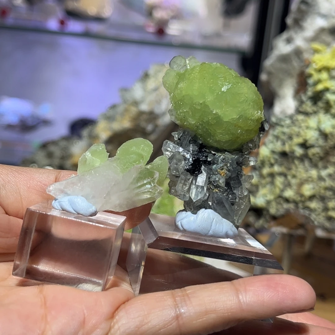 鱼***石材葡萄石水晶标本