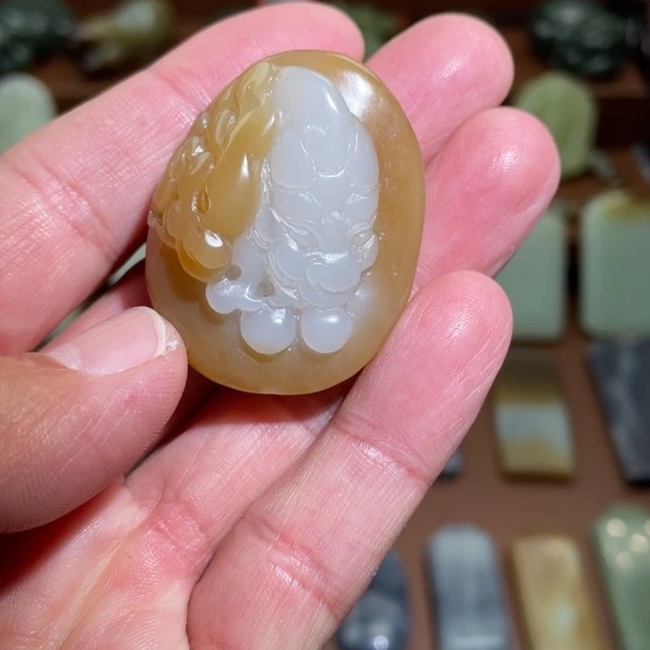 和田玉未镶嵌手串