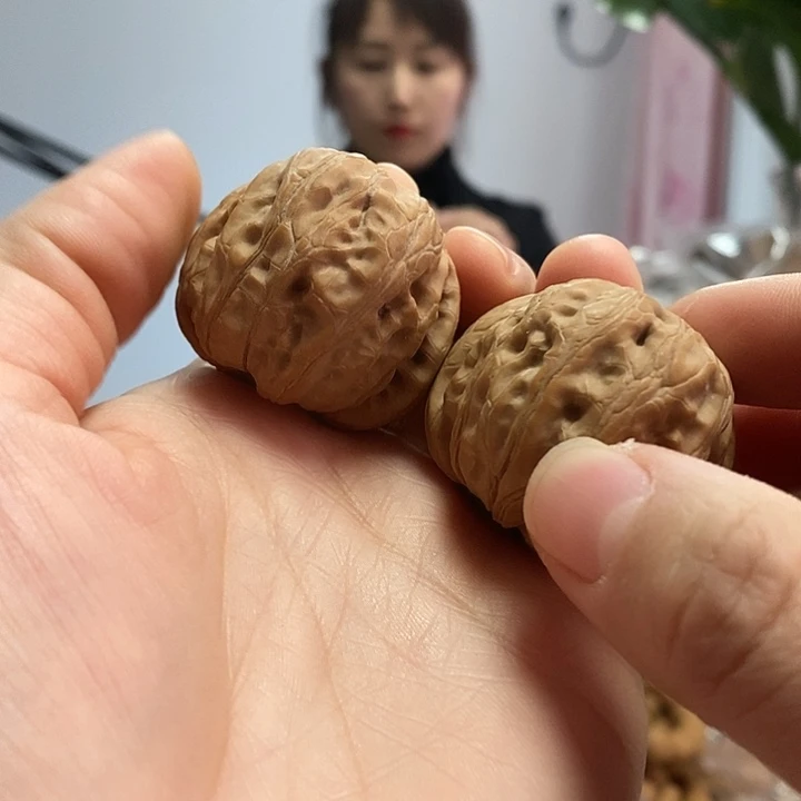 文玩核桃把件43平谷元宝尖黄