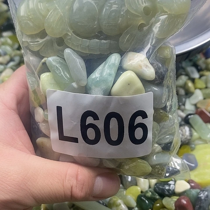 岫玉鱼缸石未镶嵌