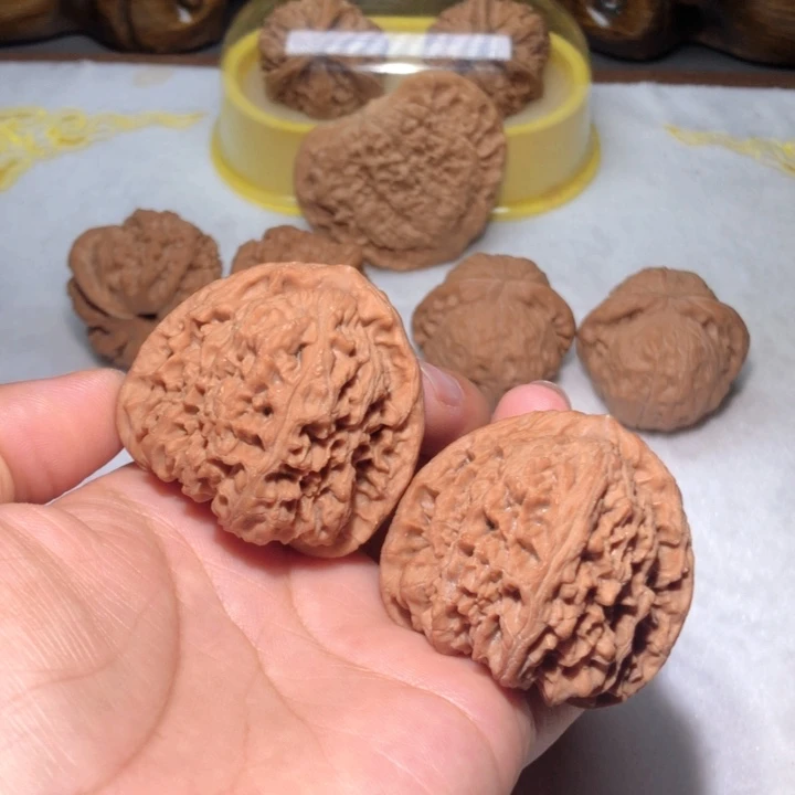 把件文玩核桃45三角疆
