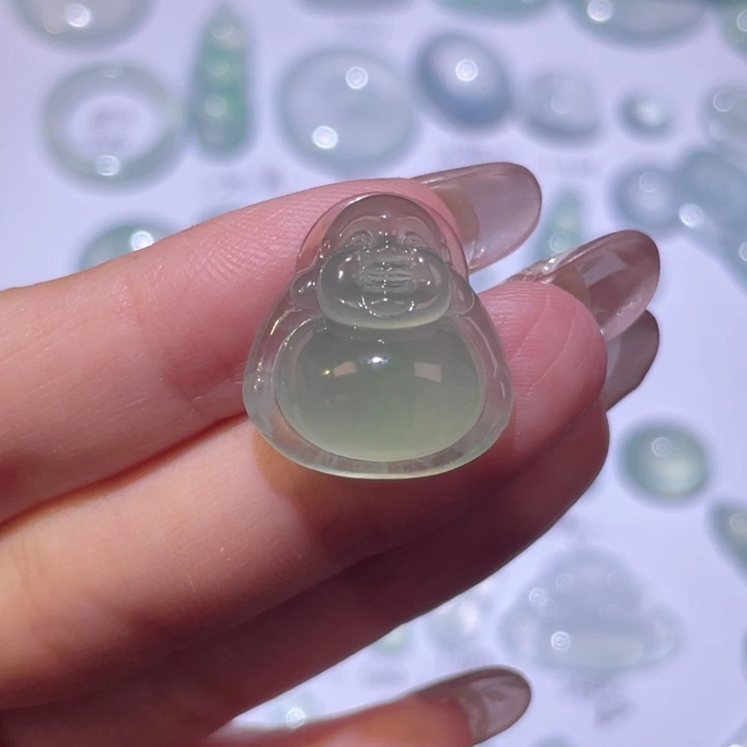 翡翠未镶嵌颈饰裸石