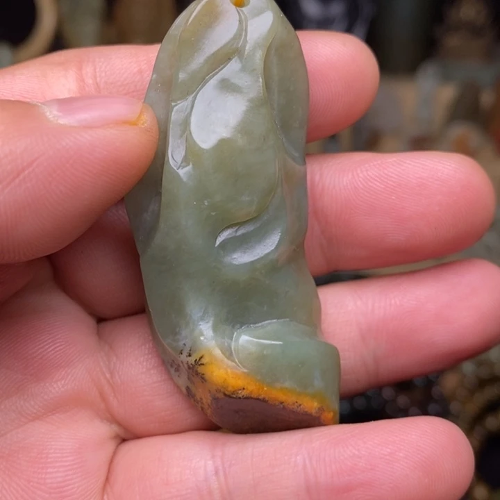 岫岩河磨玉（透闪石质玉）未镶嵌颈饰