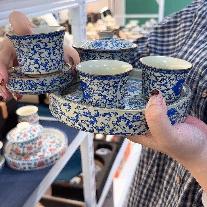 当代艺术家的作品