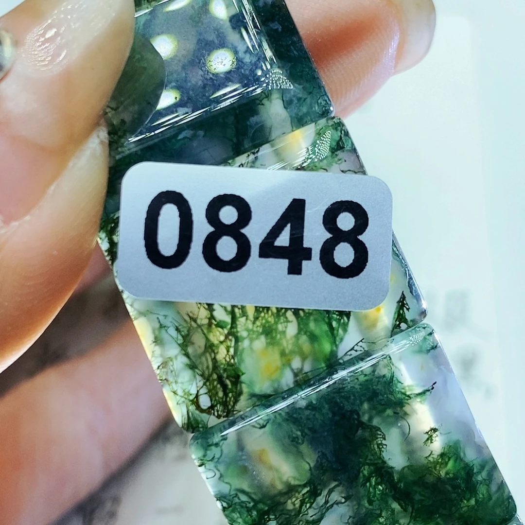 未镶嵌颈饰玛瑙/玉髓小*