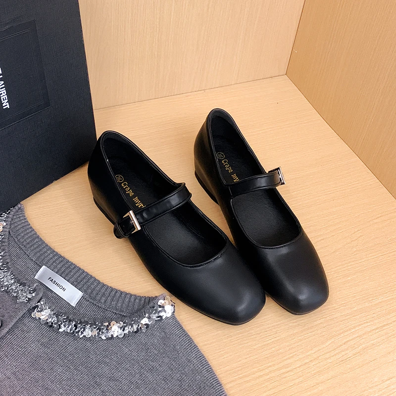 一字带平底单鞋柔软内增高皮鞋浅口夏季2025新款圆头玛丽珍鞋真皮