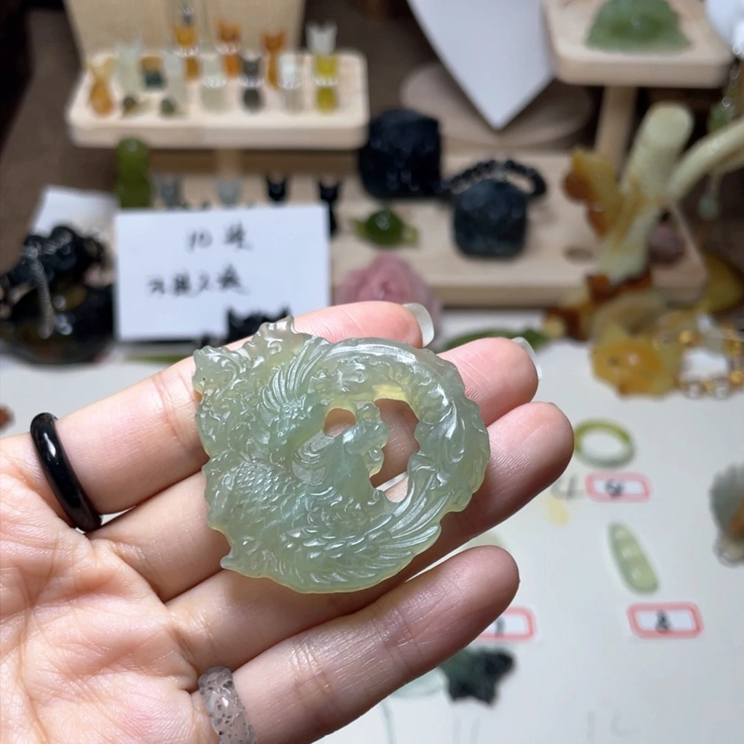 蛇纹石玉颈饰未镶嵌?*?