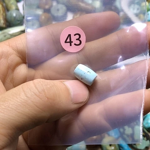 无非金属龍配饰品店