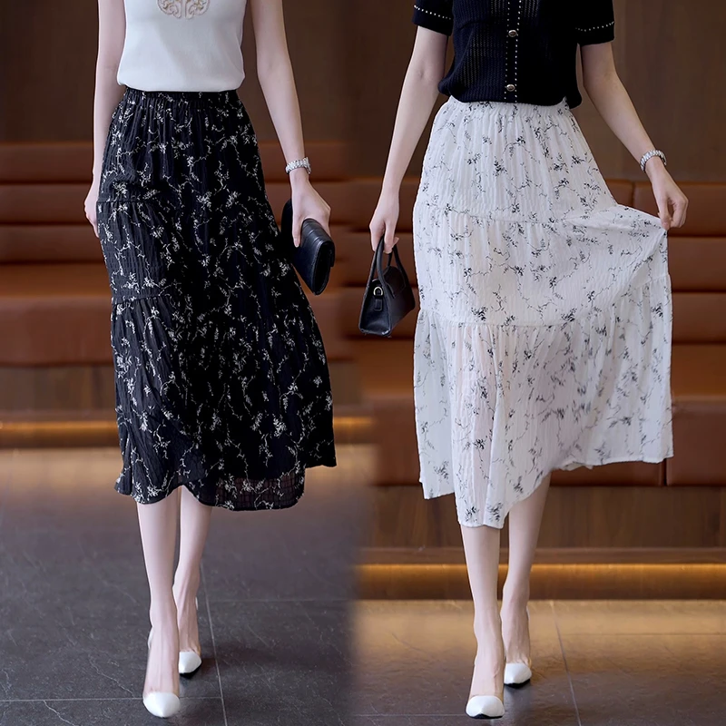 黑色碎花半身裙女夏季薄款2025新款高腰显瘦遮胯中长款a字伞裙子