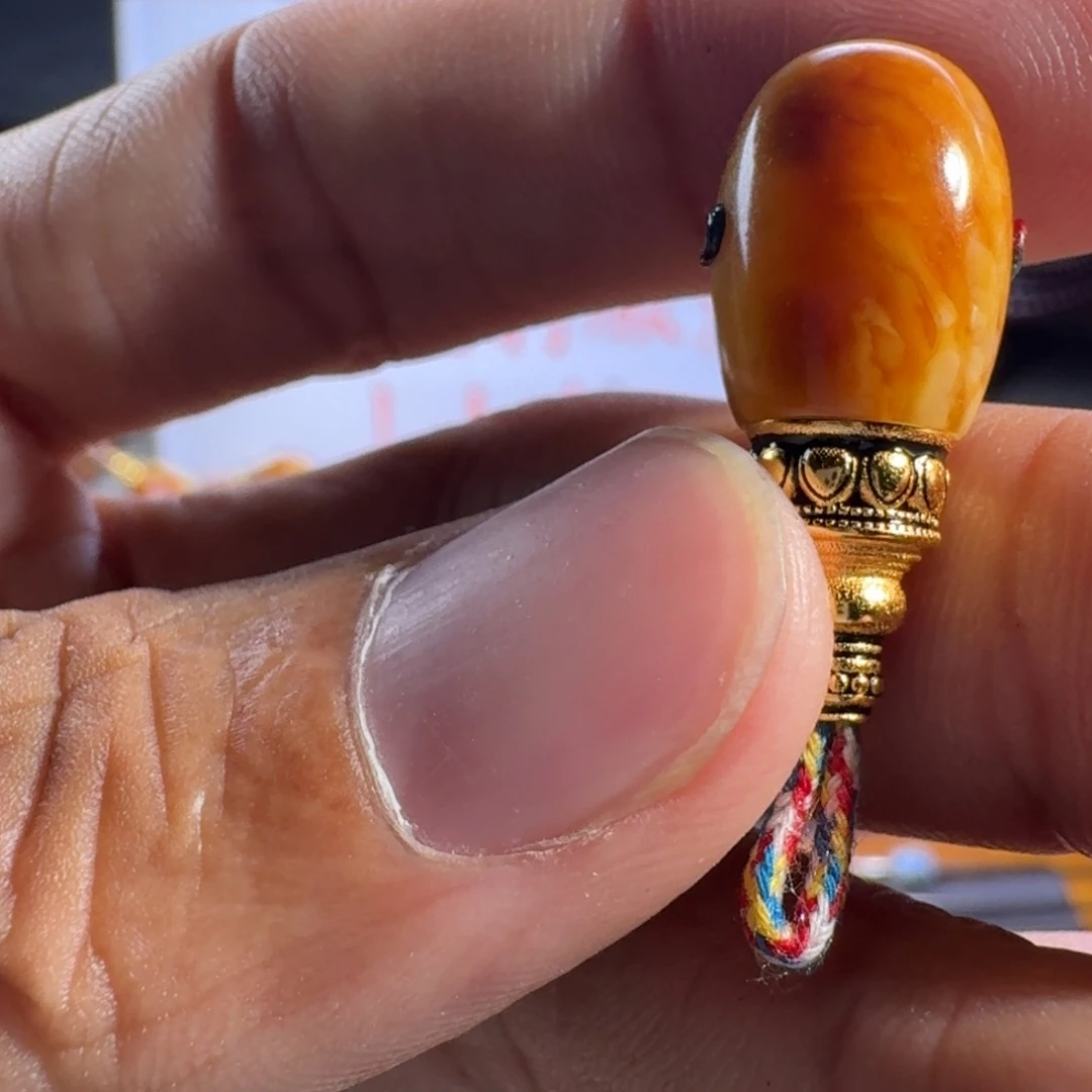 小***新琥珀未镶嵌珠宝奇石琥珀