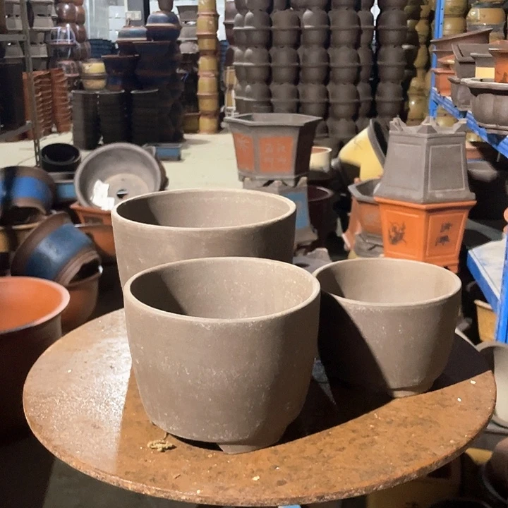 紫泥笔筒一组三个