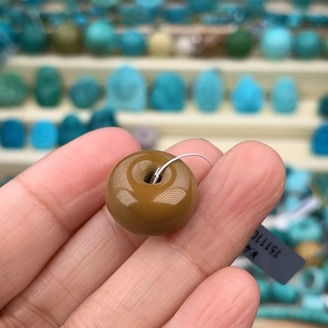 绿松石未镶嵌珠宝奇石15