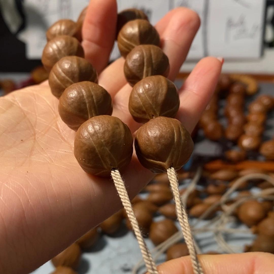 橄榄核手串0271全品老树铁核11+1颗+鬼脸