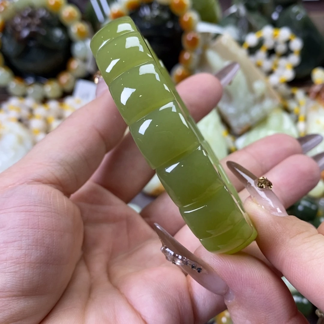 未镶嵌手串透闪石质玉X***l手牌