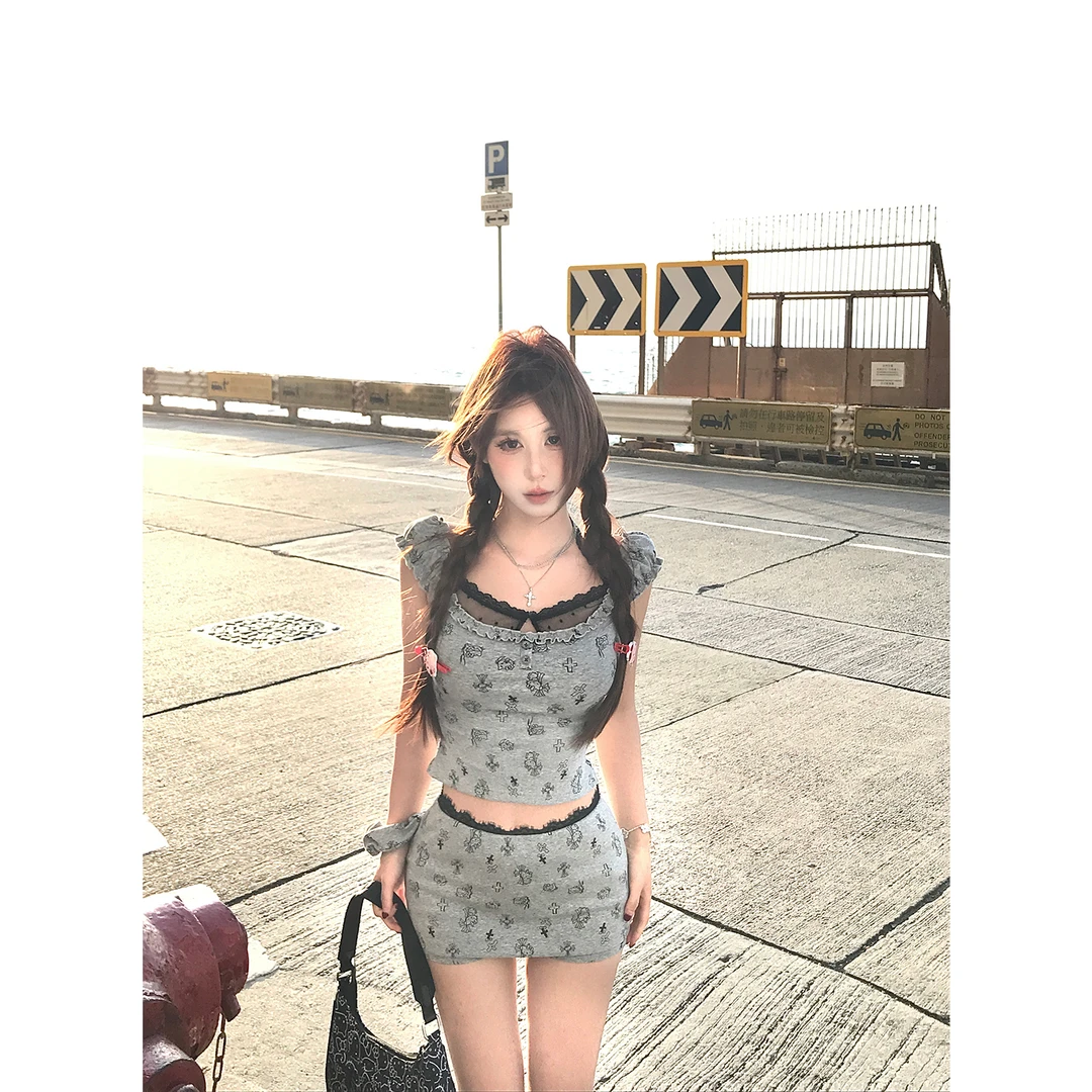 Mejiu蜜九【凯蒂香颂】灰色波点辣妹吊带上衣女短款T恤设计感显瘦