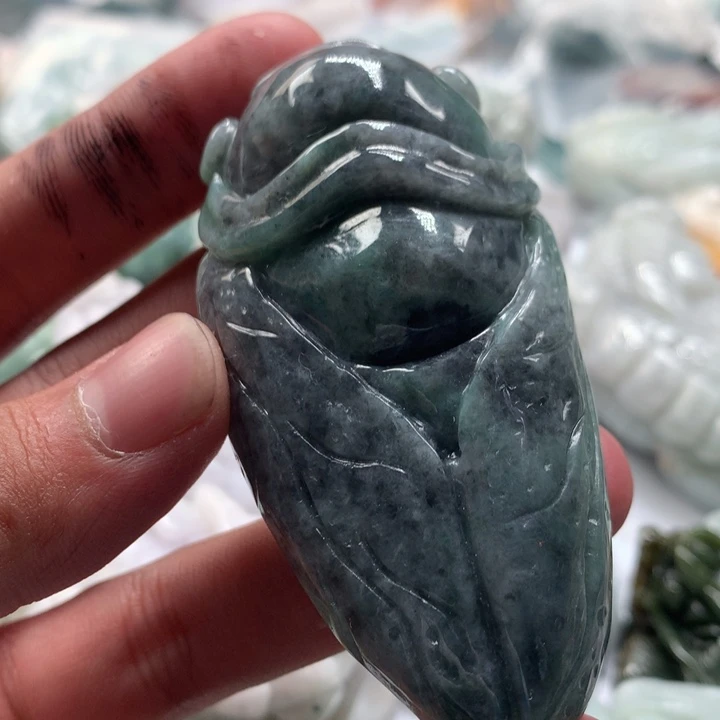 翡翠未镶嵌颈饰保真天然a货翡翠