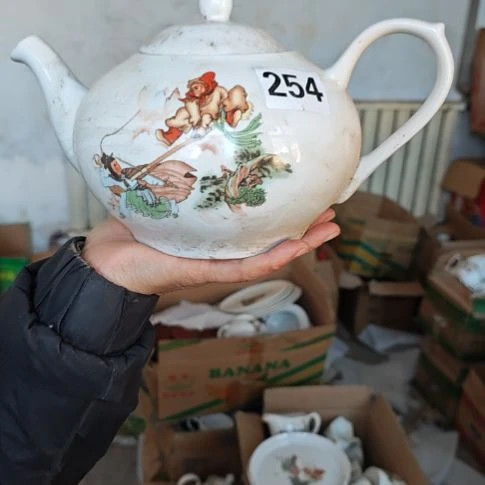 库存瓷片三打白骨精单孔底有落沙