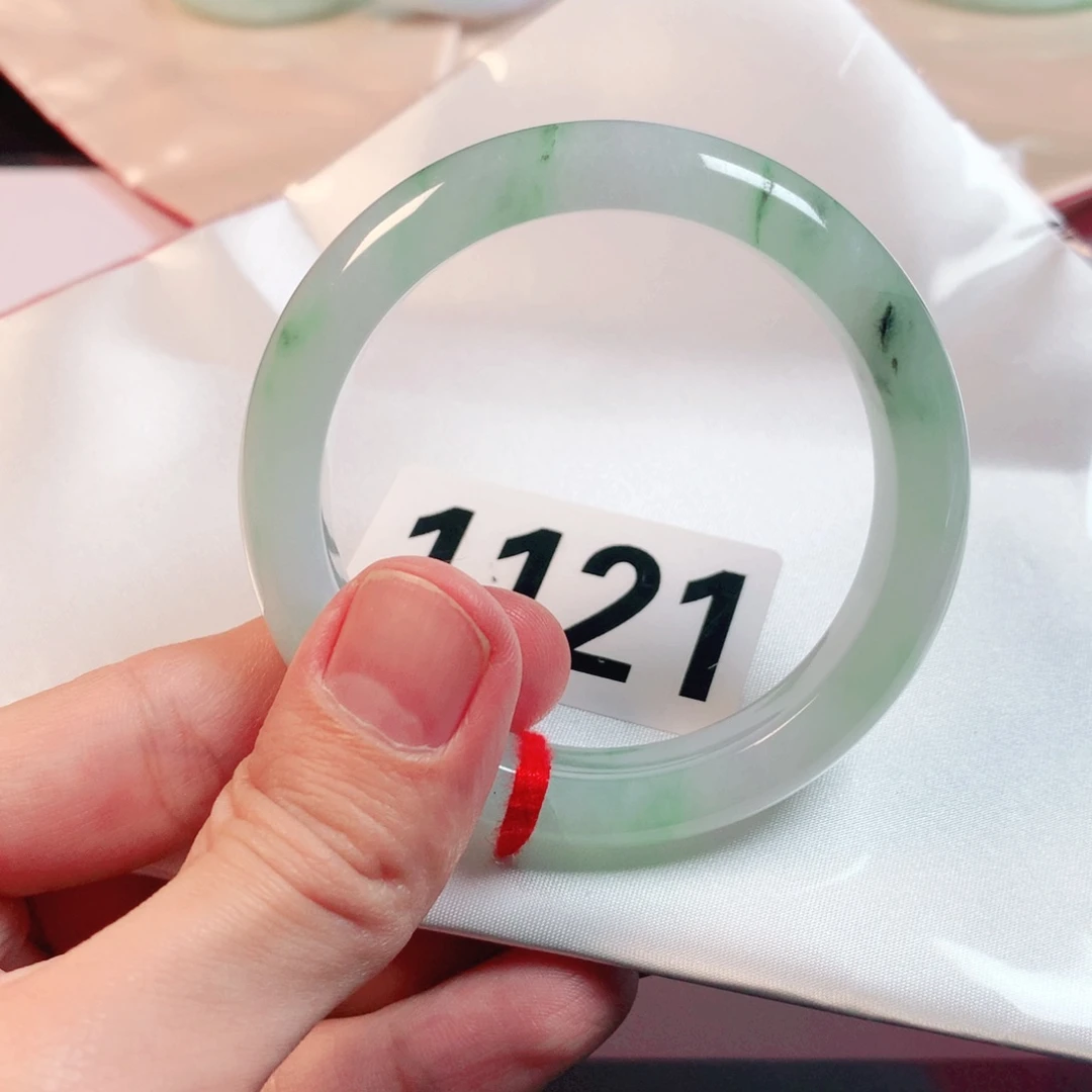 翡翠手镯未镶嵌翡翠手镯1121