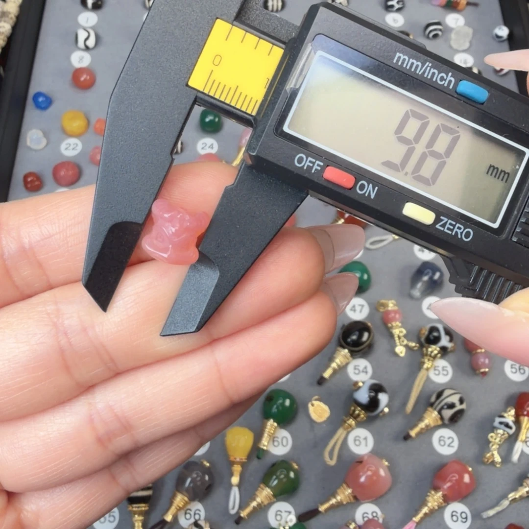 玛瑙/玉髓未镶嵌饰品