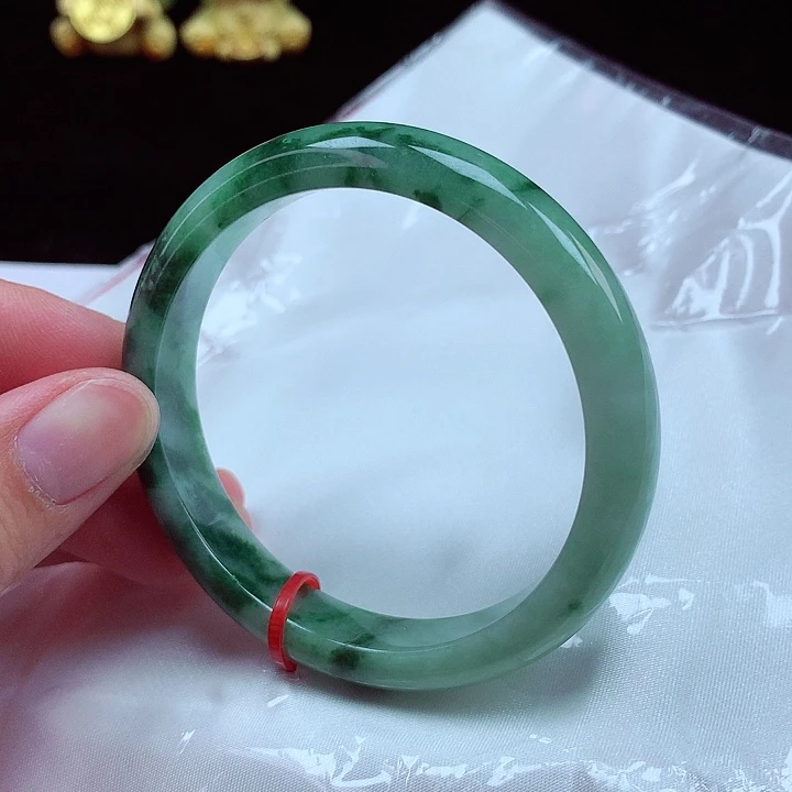 翡翠手镯未镶嵌54-55圈