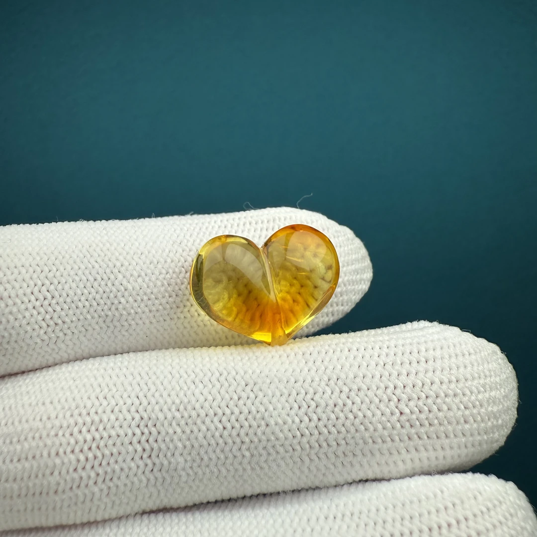 K4613天然原矿蜜蜡 爱心18.4*14mm 支持鉴定假一罚十