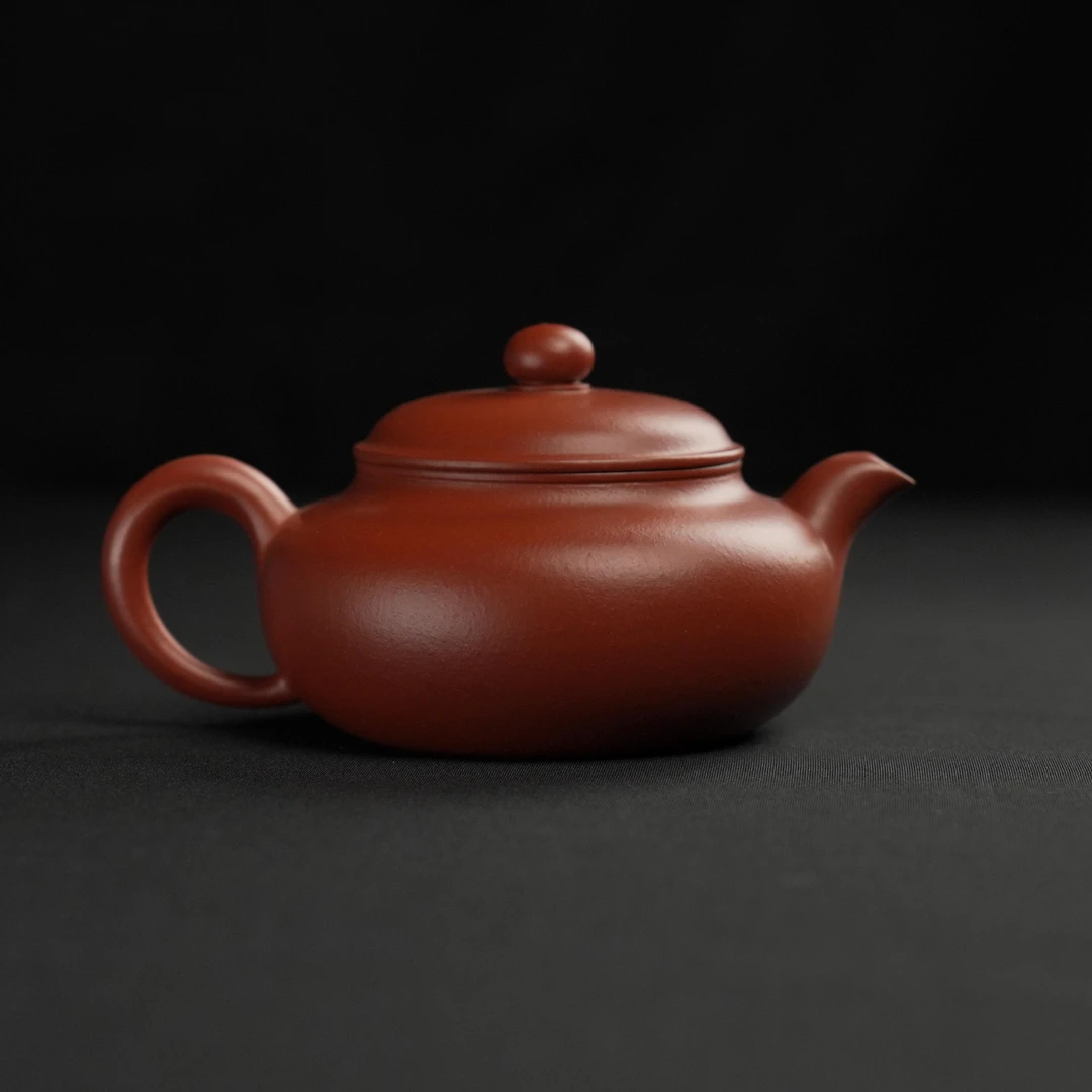 吴义永大师作品丨朱泥扁仿古壶170cc