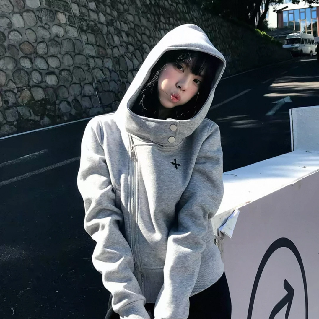 E44#某宝13x！特显瘦！辣妹刺绣连帽卫衣秋冬季宽松休闲短款外套