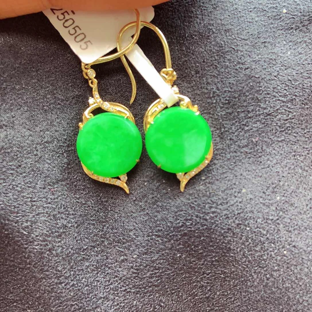 翡翠颈饰18K金镶嵌上新