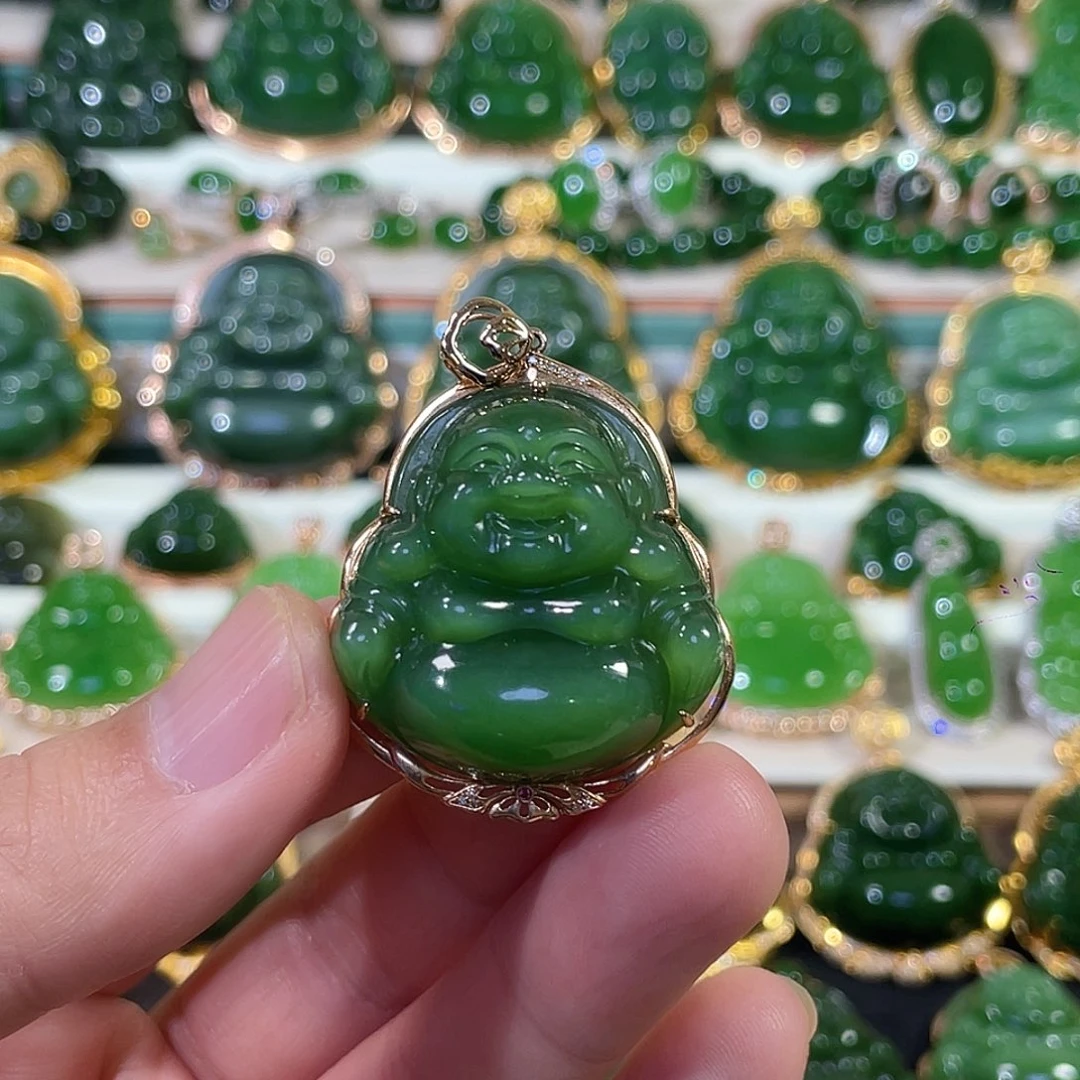 颈饰18K金镶嵌和田玉（碧玉）32mm