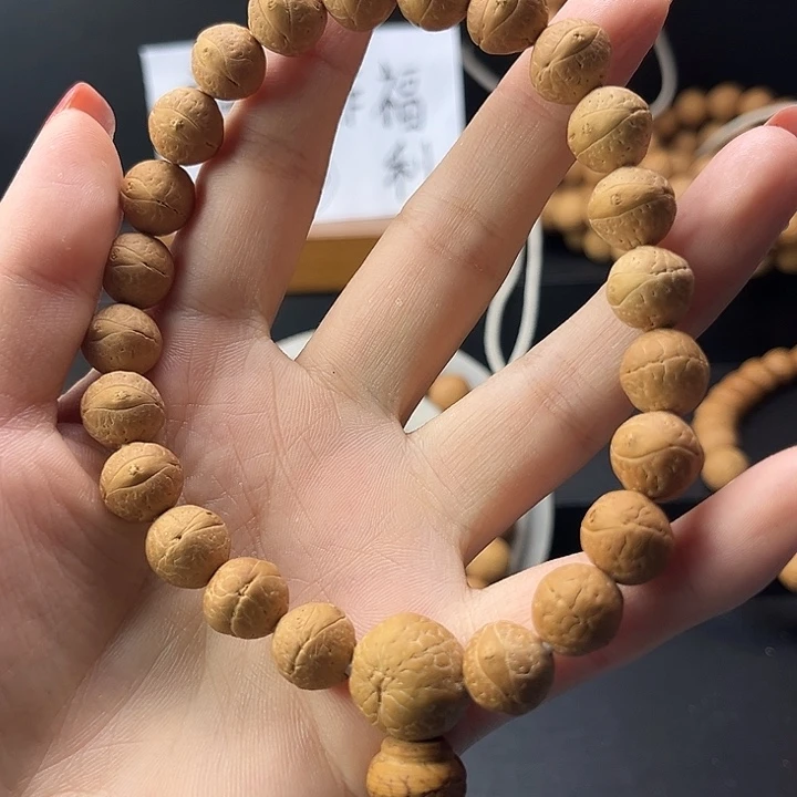 凤眼菩提手串11的一个素串