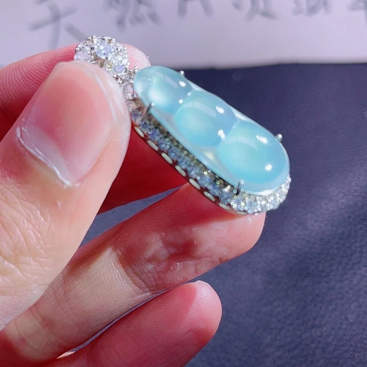 翡翠颈饰未镶嵌999999999