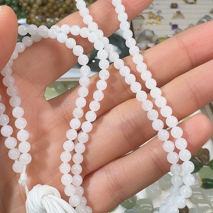 和田玉未镶嵌颈饰4mm